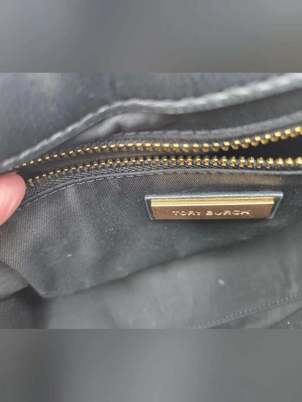 Tory Burch Fleming Farida Charm Bag In Black